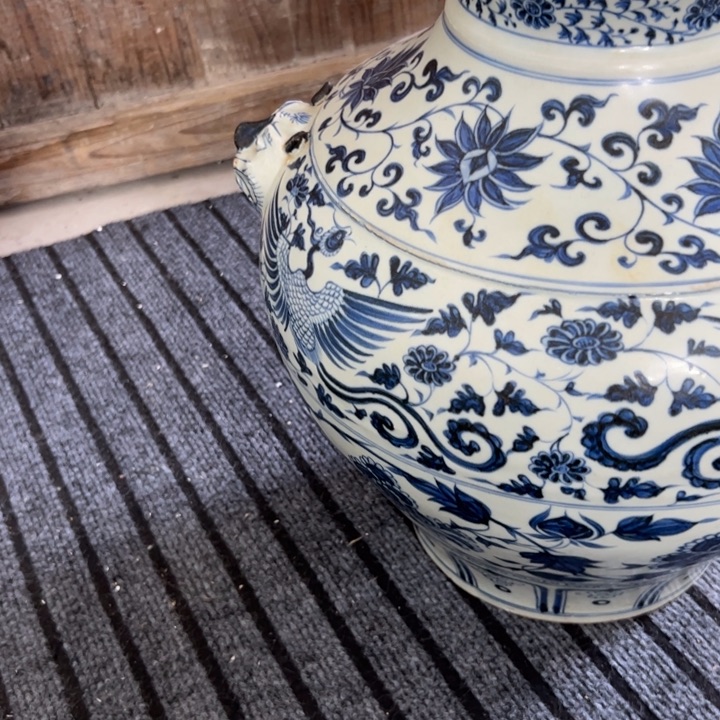 摆件唐*青花瓷凤穿牡丹大罐