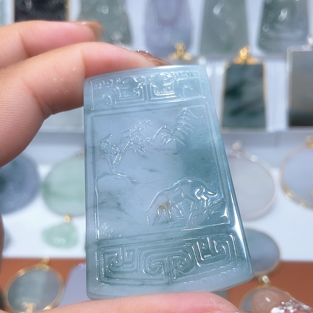 翡翠吊坠(不含链)未镶嵌