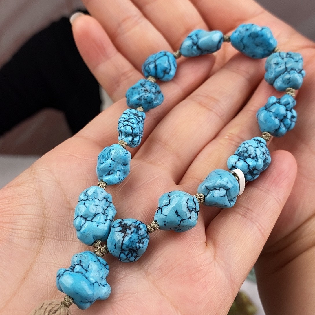 绿松石未镶嵌原矿