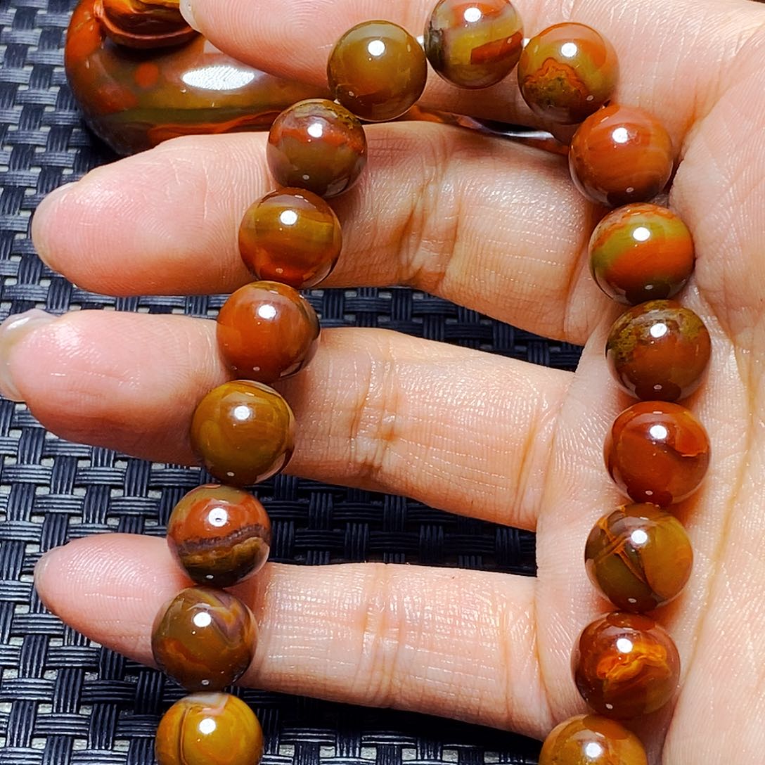 未镶嵌颈饰玛瑙/玉髓壹*哥