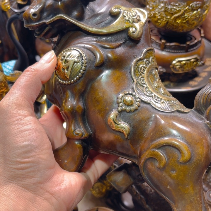 铜器摆件收收藏藏