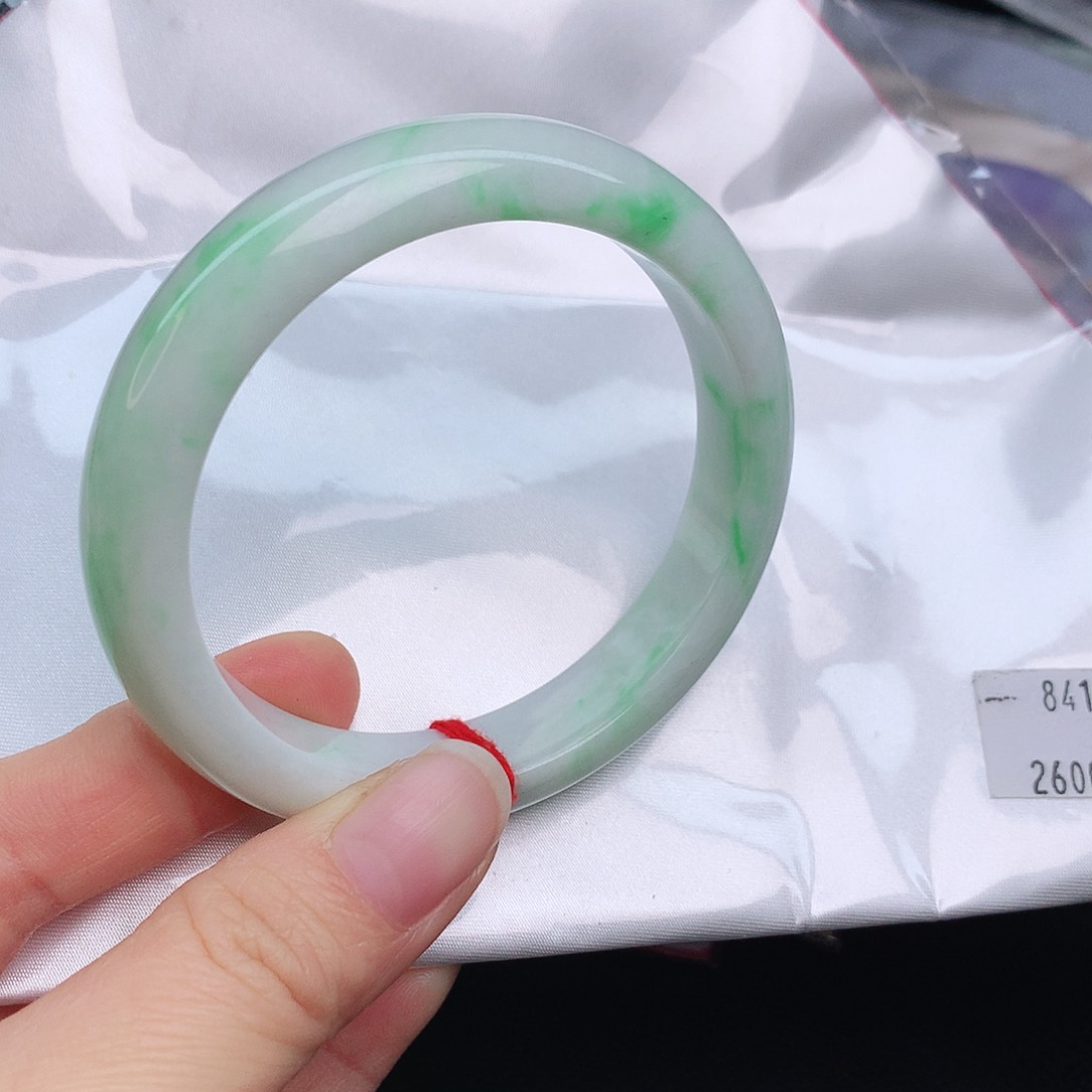 翡翠手镯未镶嵌W****?8419cv v b b n