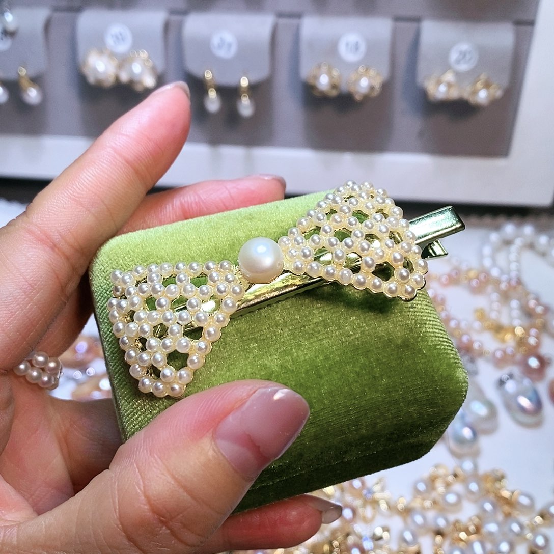 【闪购商品】淡水珍珠发夹未镶嵌