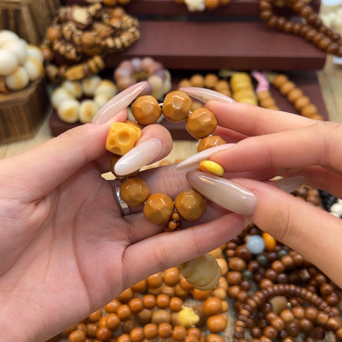 谢****猴头核桃手串卡12奶酪珠搭配奶酪手捻