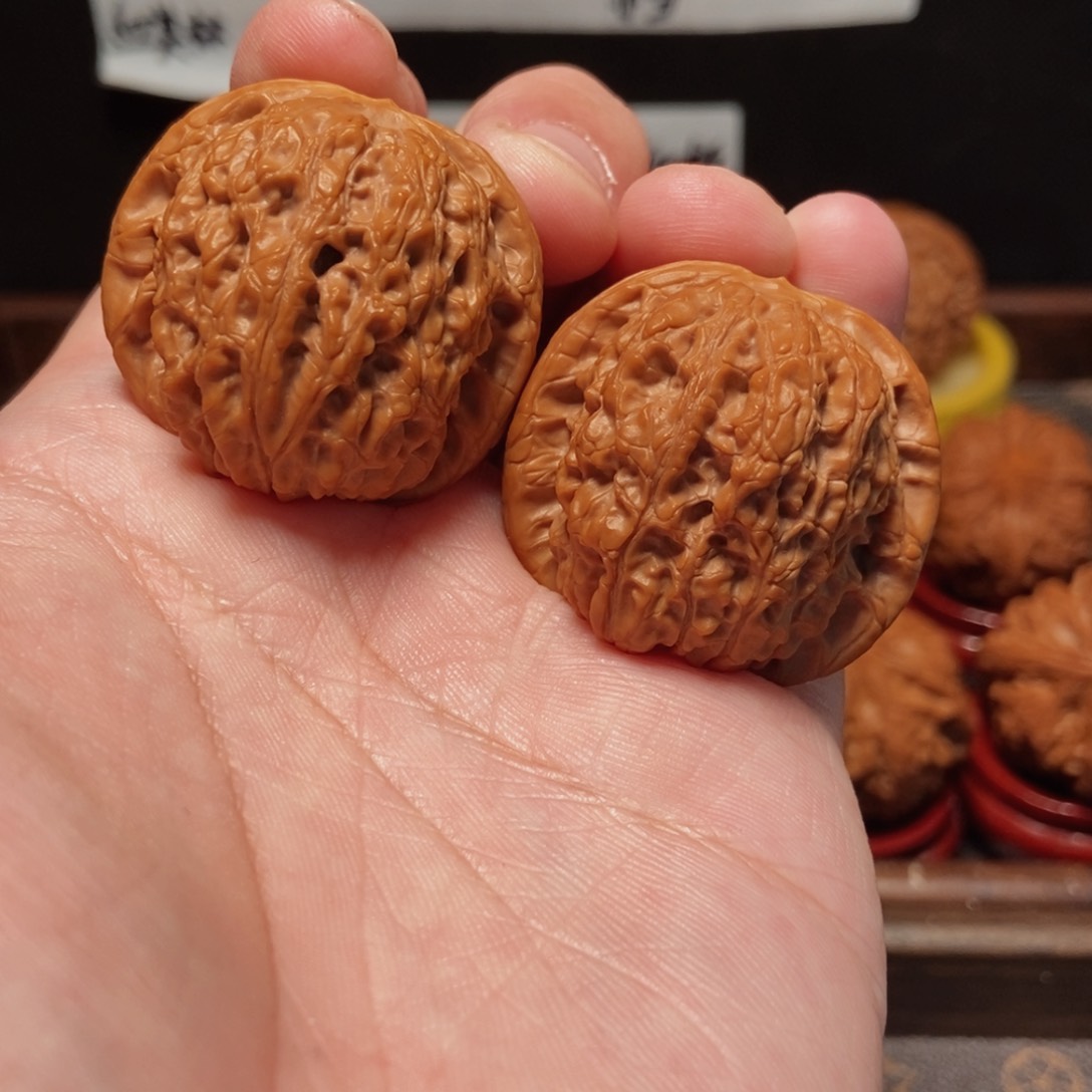 吊坠文玩核桃血麒麟37尺86