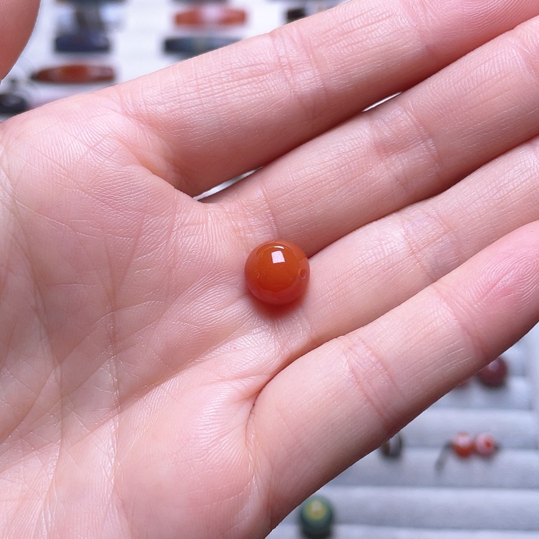 玛瑙/玉髓颈饰未镶嵌穿****兵