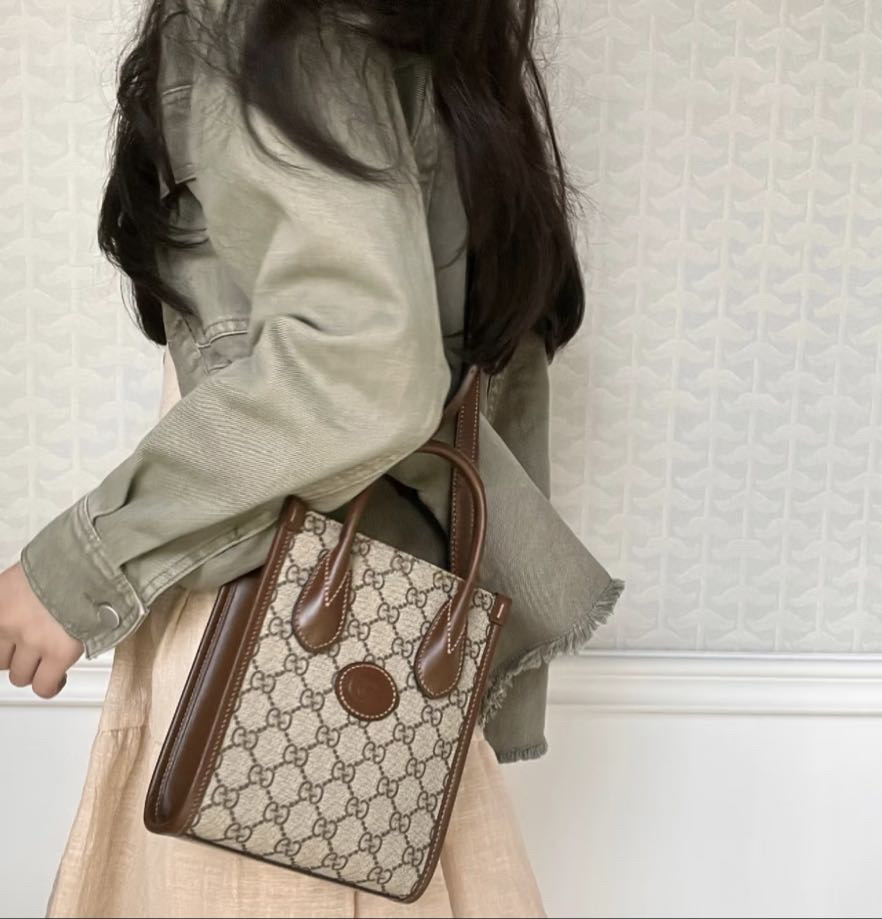 99新 GUCCI/古驰 老花新款琴谱斜挎包/7340