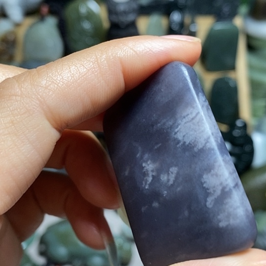 未镶嵌和田玉（糖玉）珠宝半成品