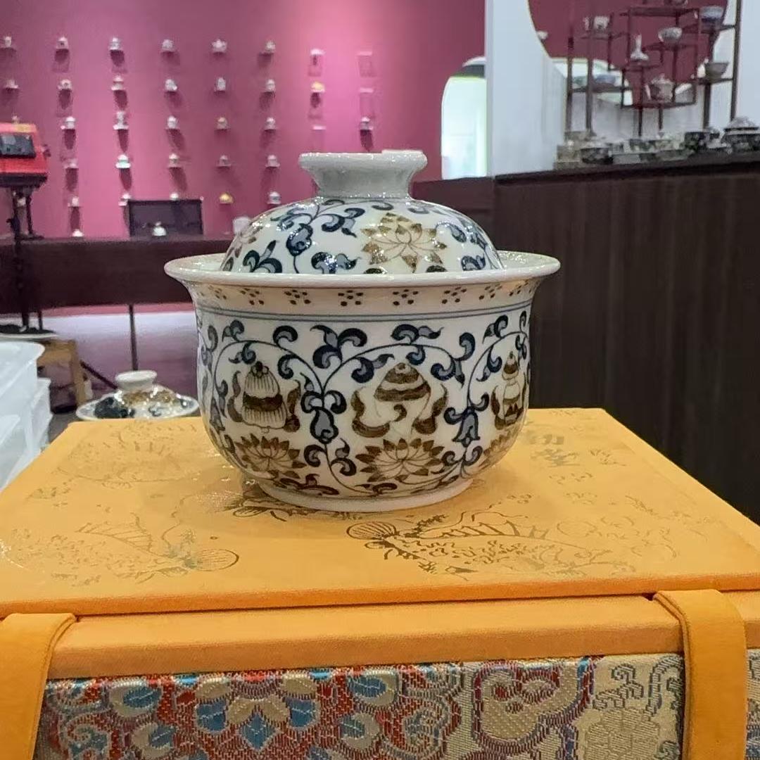 【立勤堂】莲托八宝盖碗 景德镇  瓷器 lqt0044