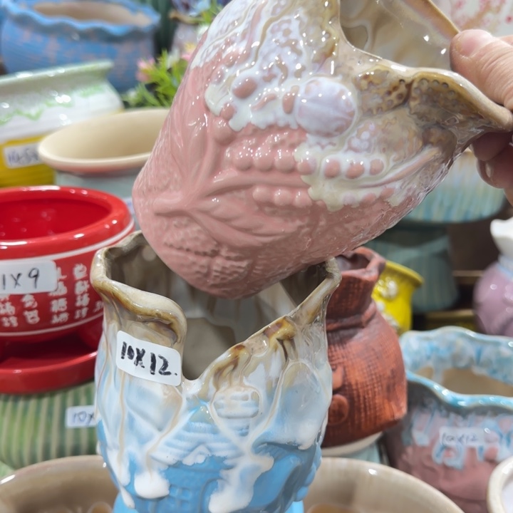 凑9块包邮，有孔，陶瓷花盆