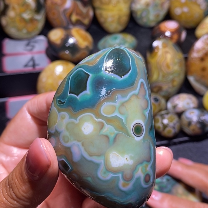 皇***岸玛瑙/玉髓未镶嵌珠宝半成品
