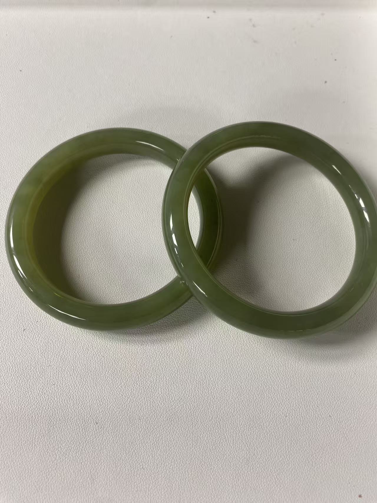 天然和田玉手镯【多样性发一】（圈口52-60）5839-1