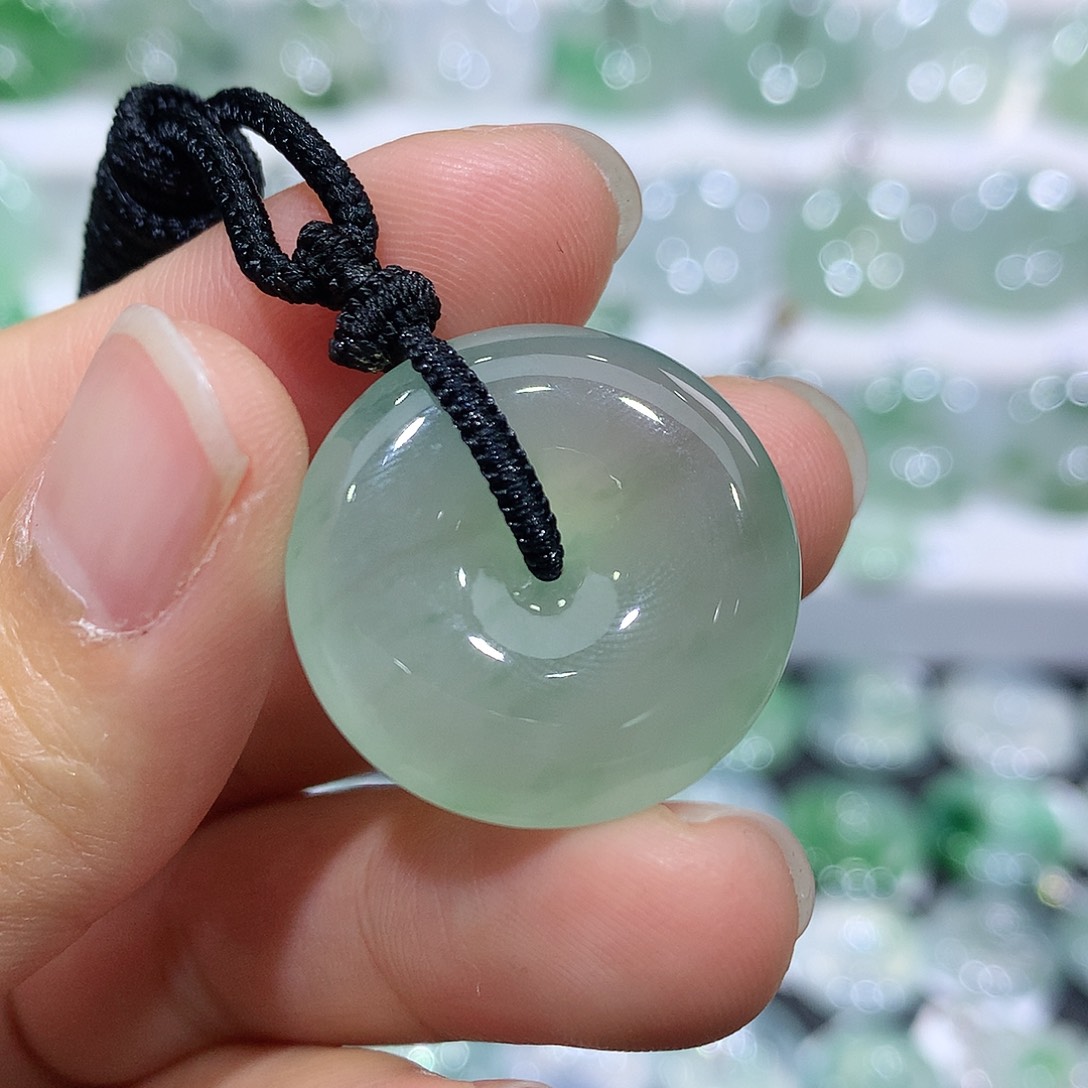 翡翠吊坠(不含链)未镶嵌吃****阳