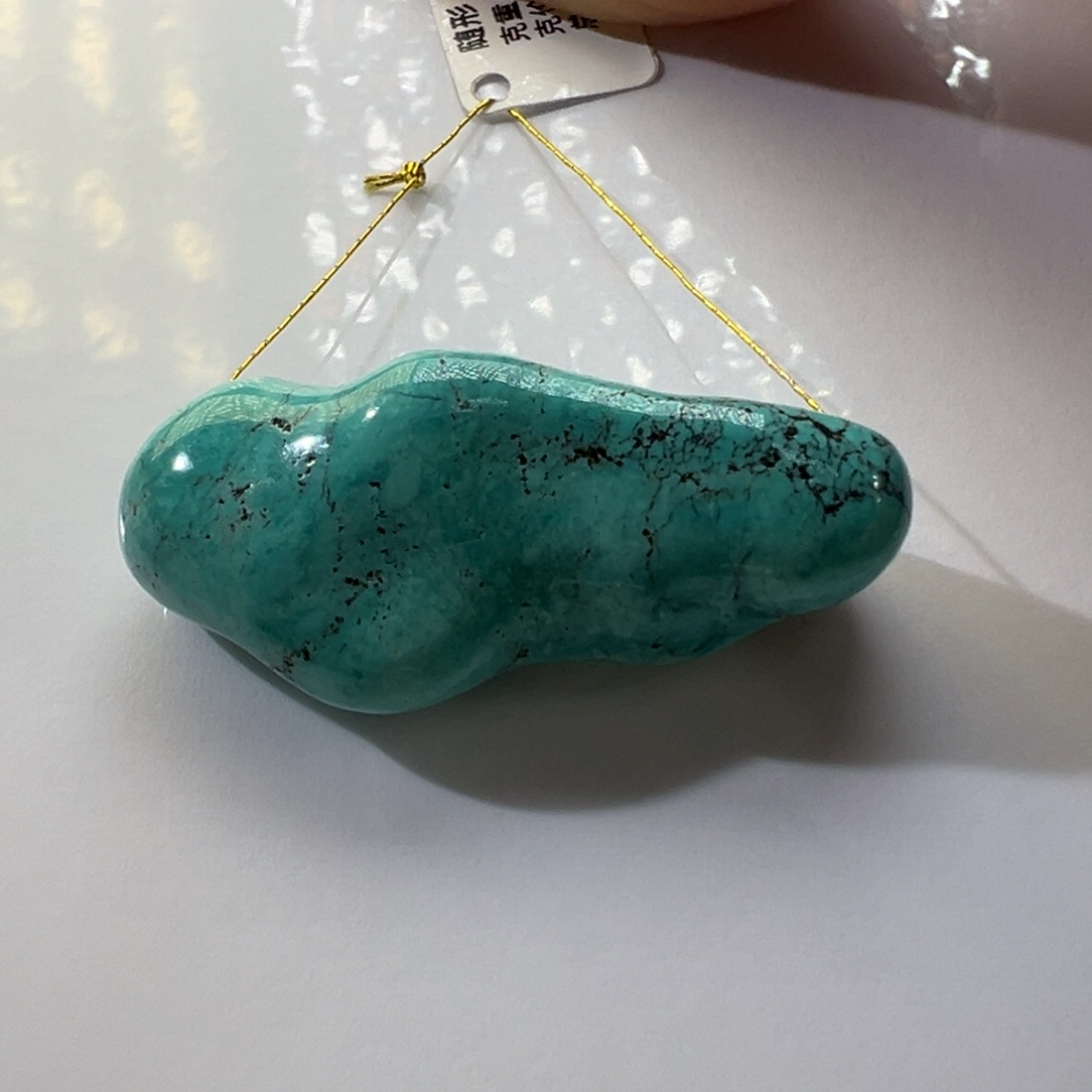 绿松石未镶嵌挂件