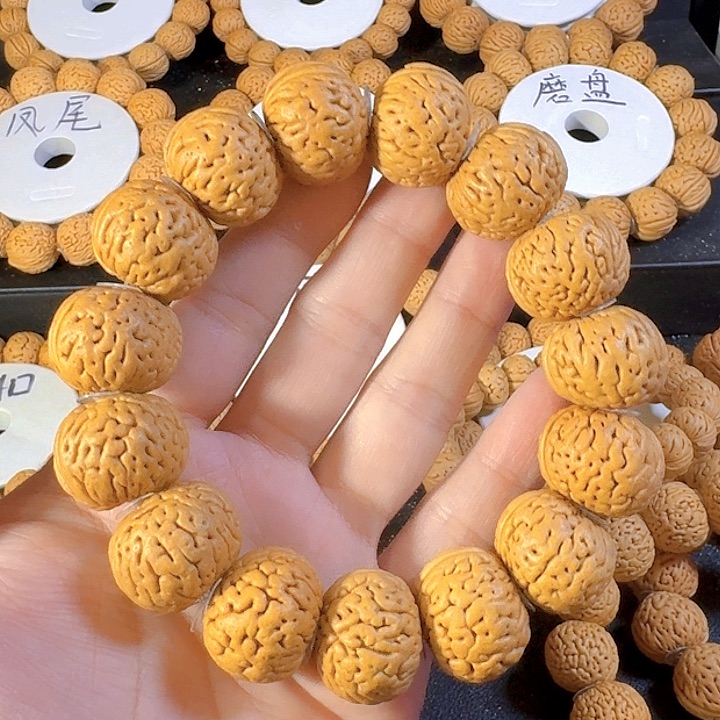 繁***梦桃核吊坠肌肉磨盘