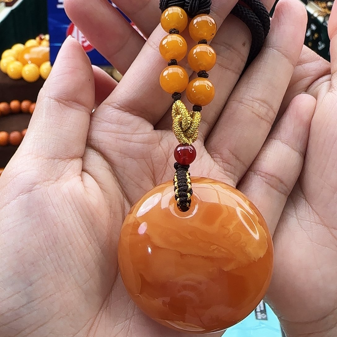 琥珀颈饰未镶嵌吊坠