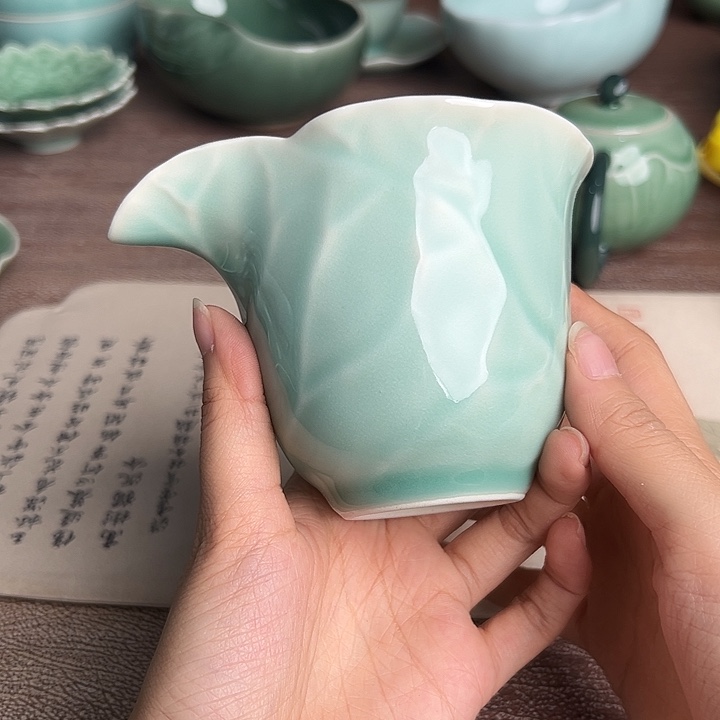 龙泉云间青瓷小米茶器