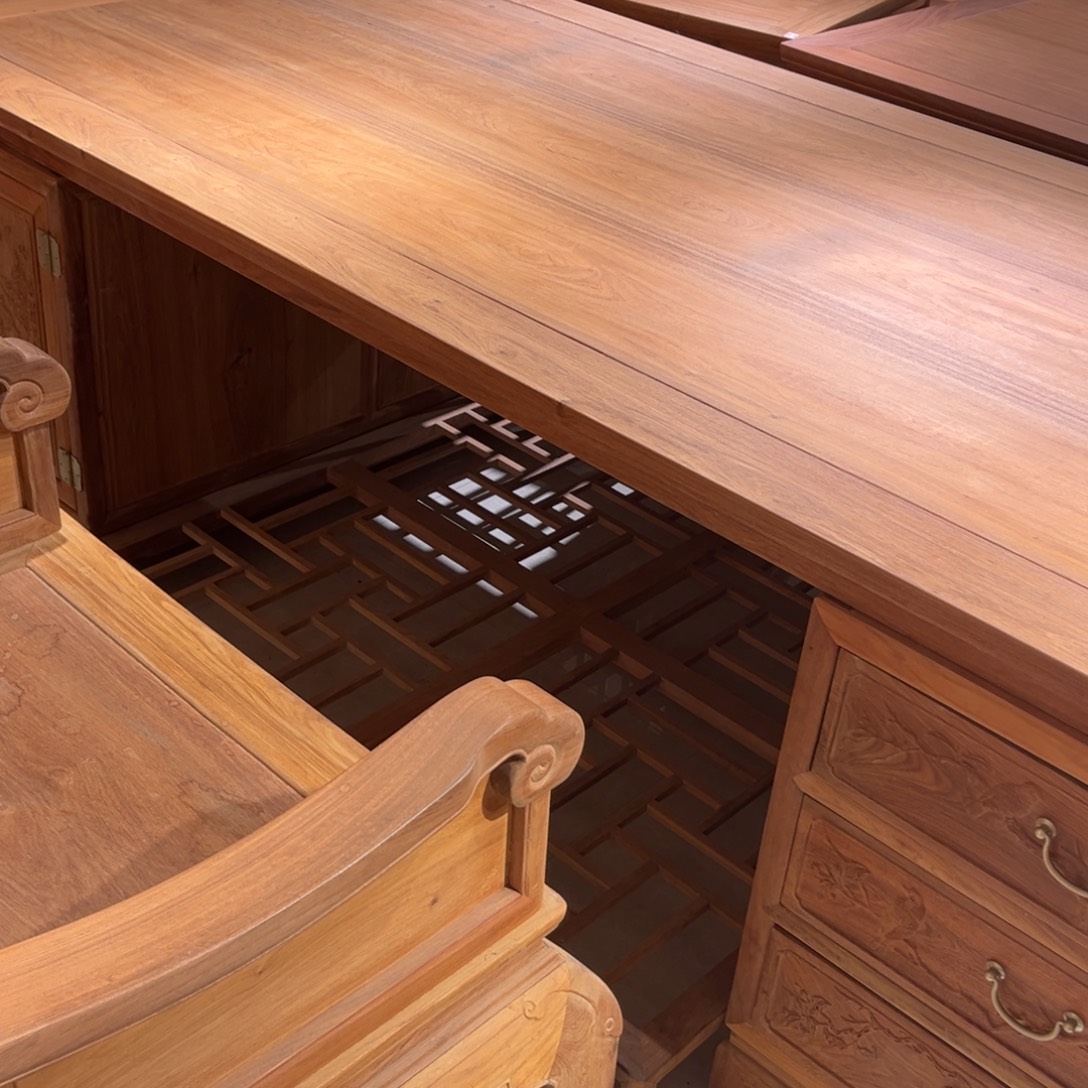 王***c成套家具紫檀木类缅甸花梨木4件套