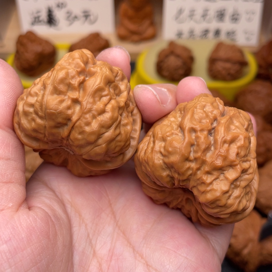 文玩核桃把件蛤蟆：（41）