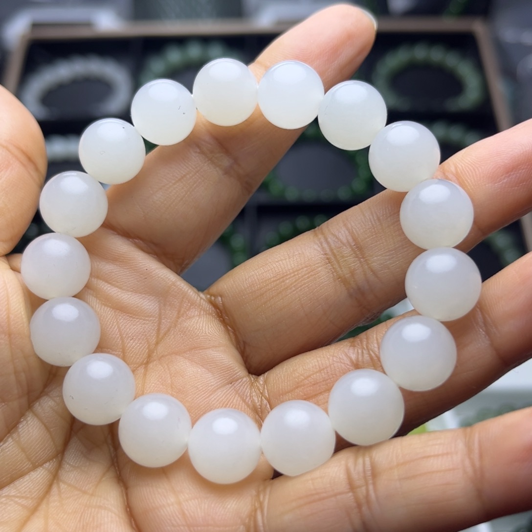 和田玉未镶嵌手链