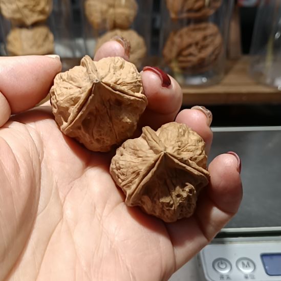 文玩核桃把件66666666666