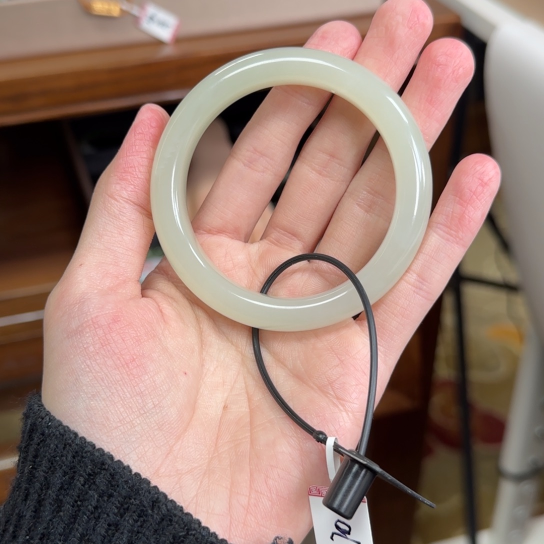 和田玉未镶嵌手镯58