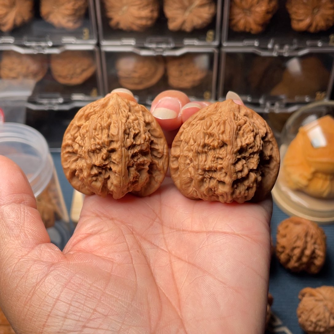 文玩核桃把件42+蚂蚁沟