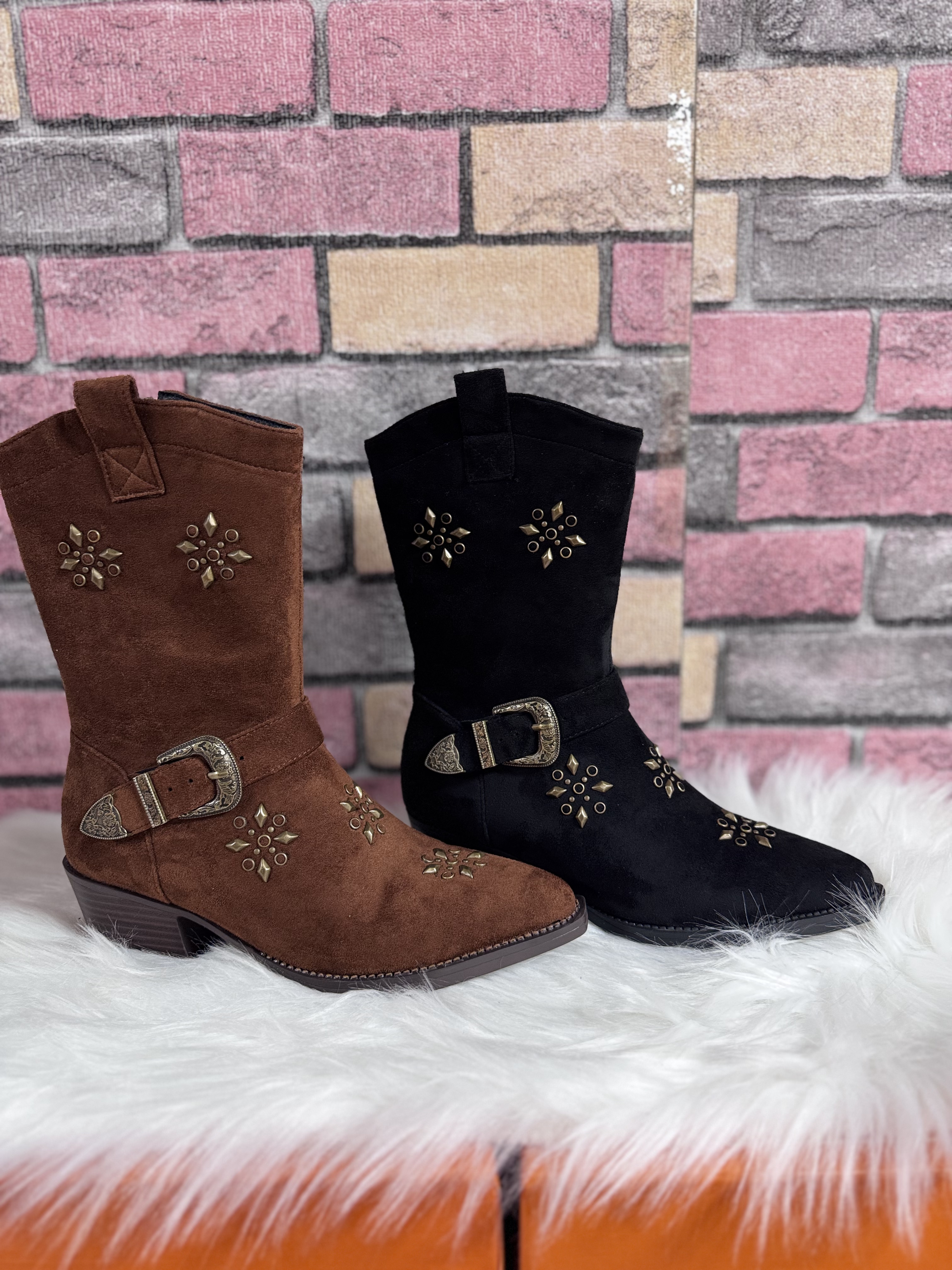 A8950马丁靴加绒牛仔尖头防滑女靴短筒平跟休闲新疆包邮