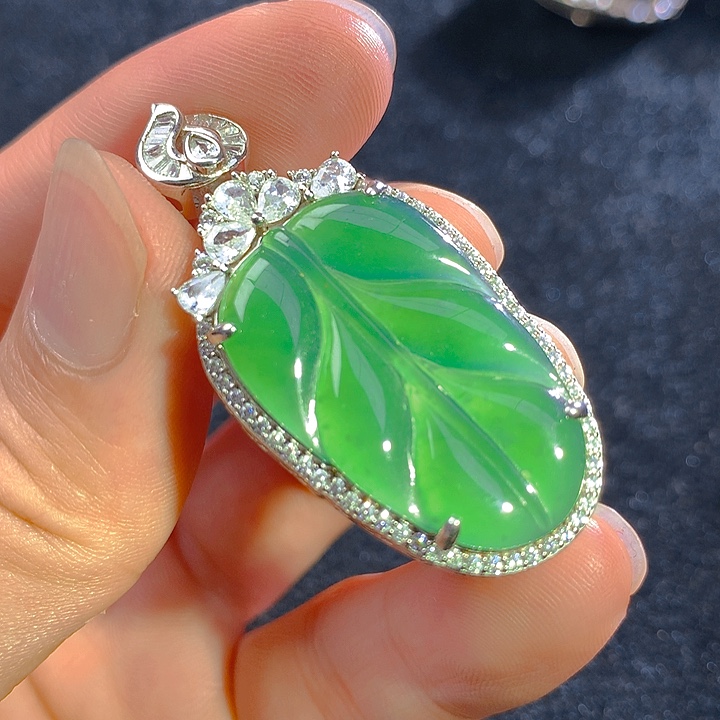 翡翠银S925镶嵌颈饰