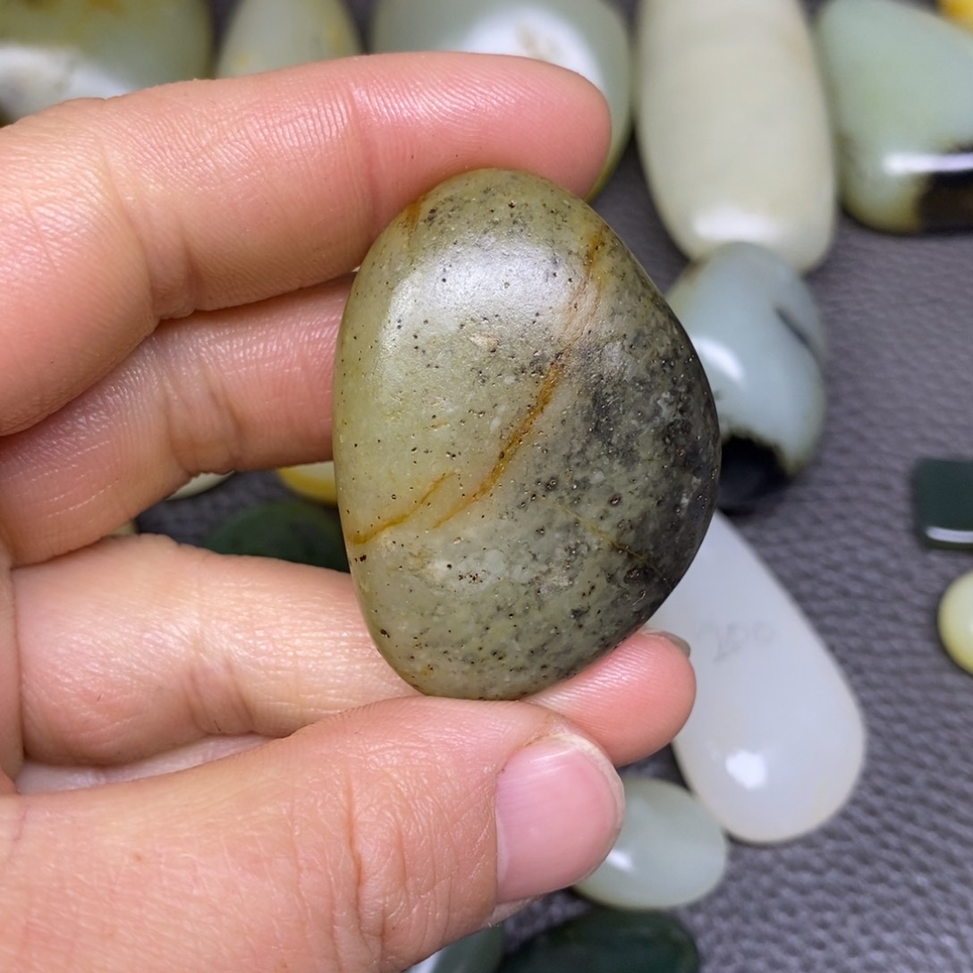 和田玉挂件^_^未镶嵌