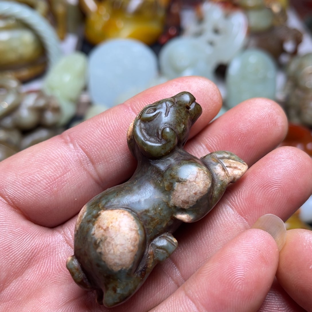 和田玉挂件未镶嵌