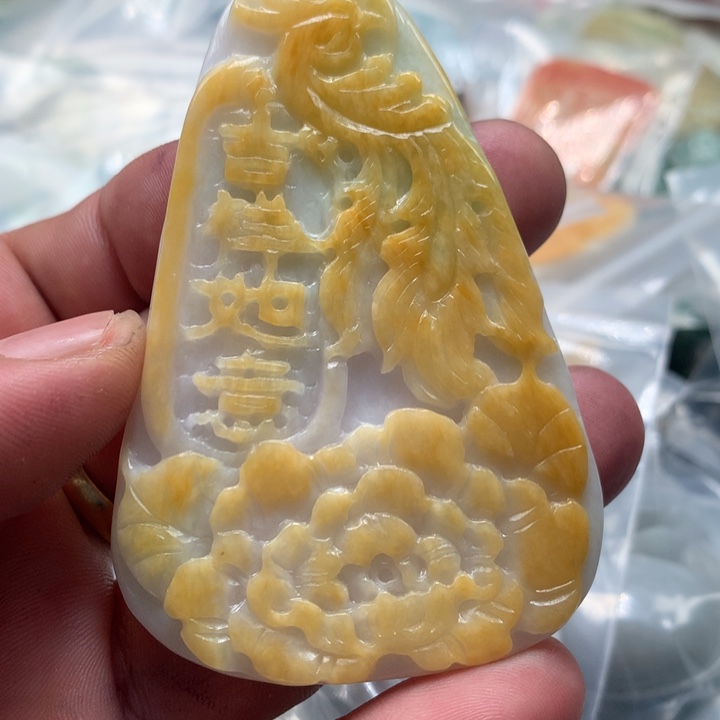 翡翠未镶嵌颈饰保真天然a货翡翠