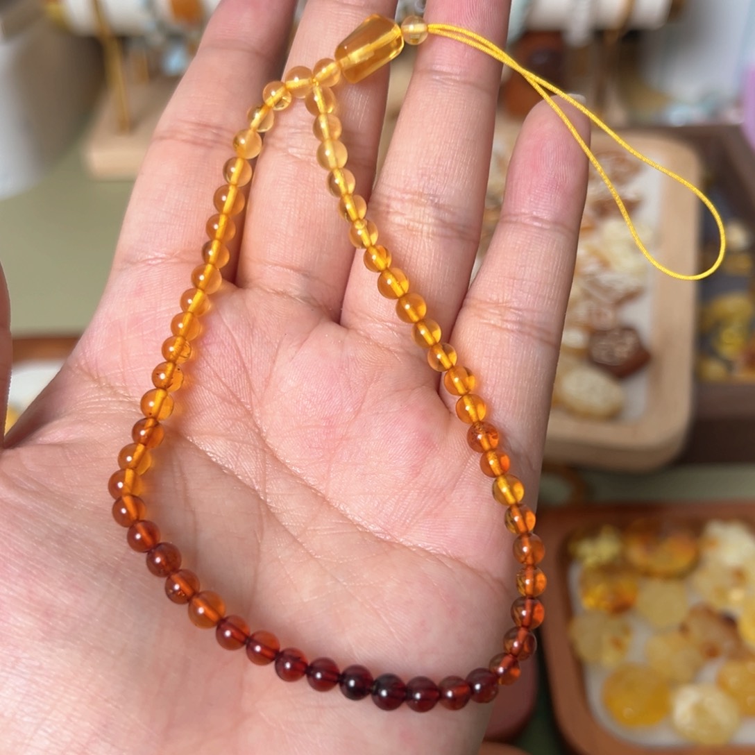 琥珀珠宝奇石未镶嵌