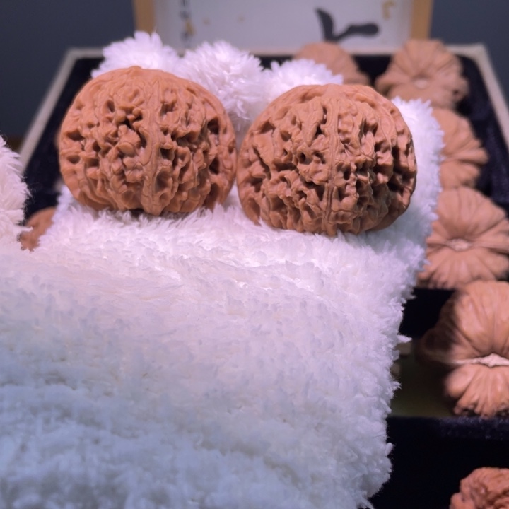 文玩核桃吊坠45全品南疆