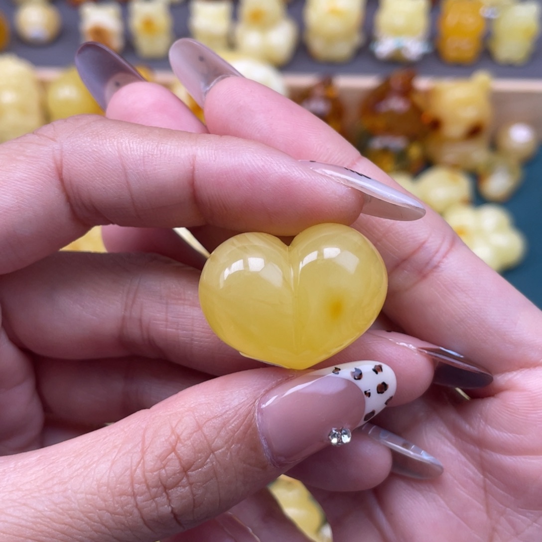 裸石琥珀未镶嵌蜜蜡