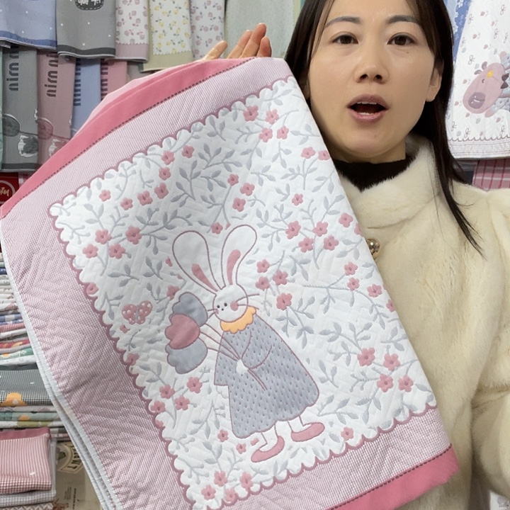 棉特价粉色花园兔