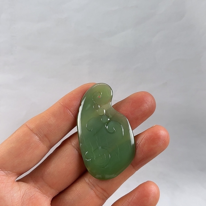 吊坠(不含链)未镶嵌和田玉（碧玉）喆**卐