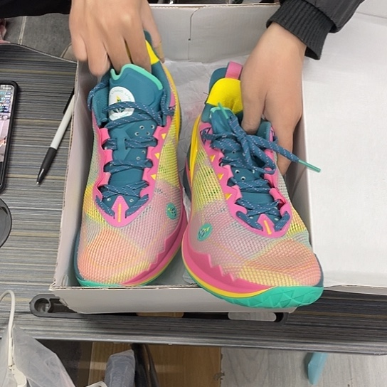 60号44码280李宁篮球鞋