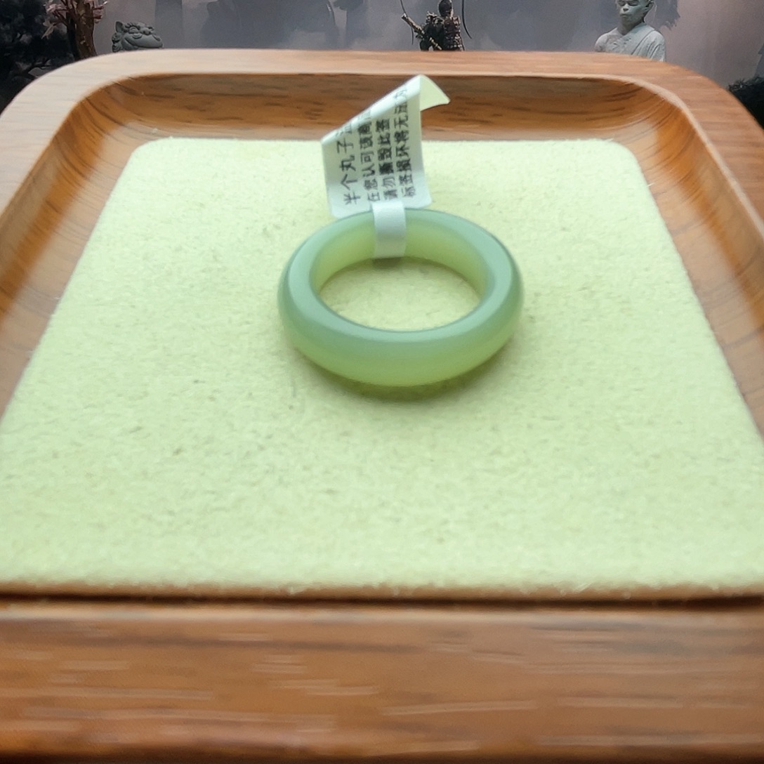 和田玉戒指未镶嵌碧玉粉青胖圆17号