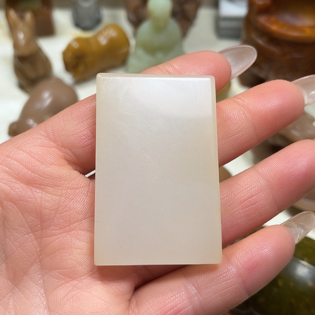 白玉菩提吊坠白玉菩提吊坠