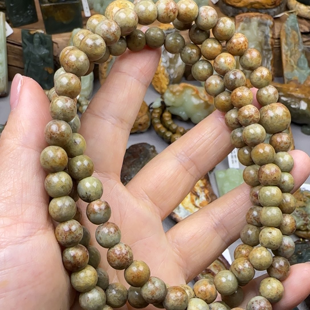 2***5岫岩河磨玉（透闪石质玉）未镶嵌珠宝奇石