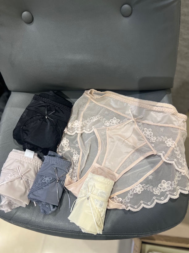 born（15616）蕾丝五条装