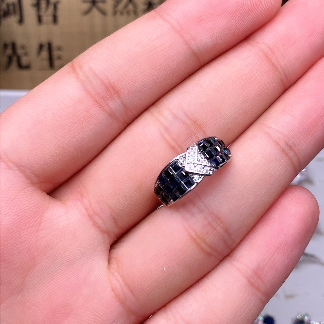 蓝宝石戒指银S925镶嵌