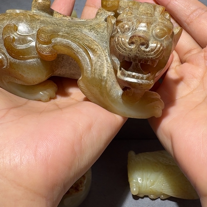 缘***金颈饰未镶嵌和田玉
