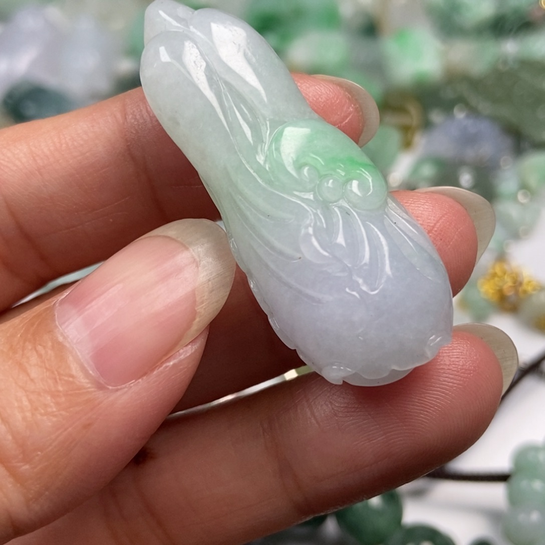 翡翠未镶嵌颈饰翡翠