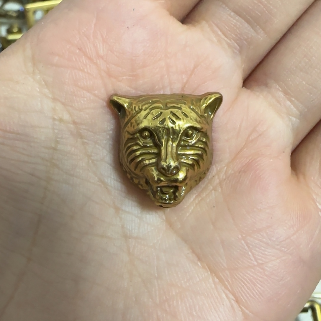 螺丝装饰10元10个.