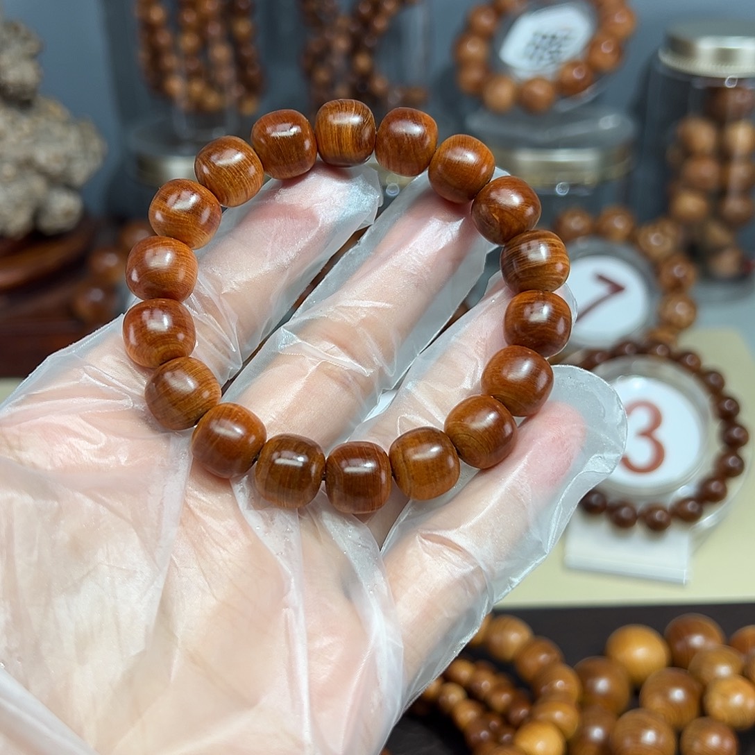 仲***响柏木（崖柏）1.1×1.2老型泥膏料