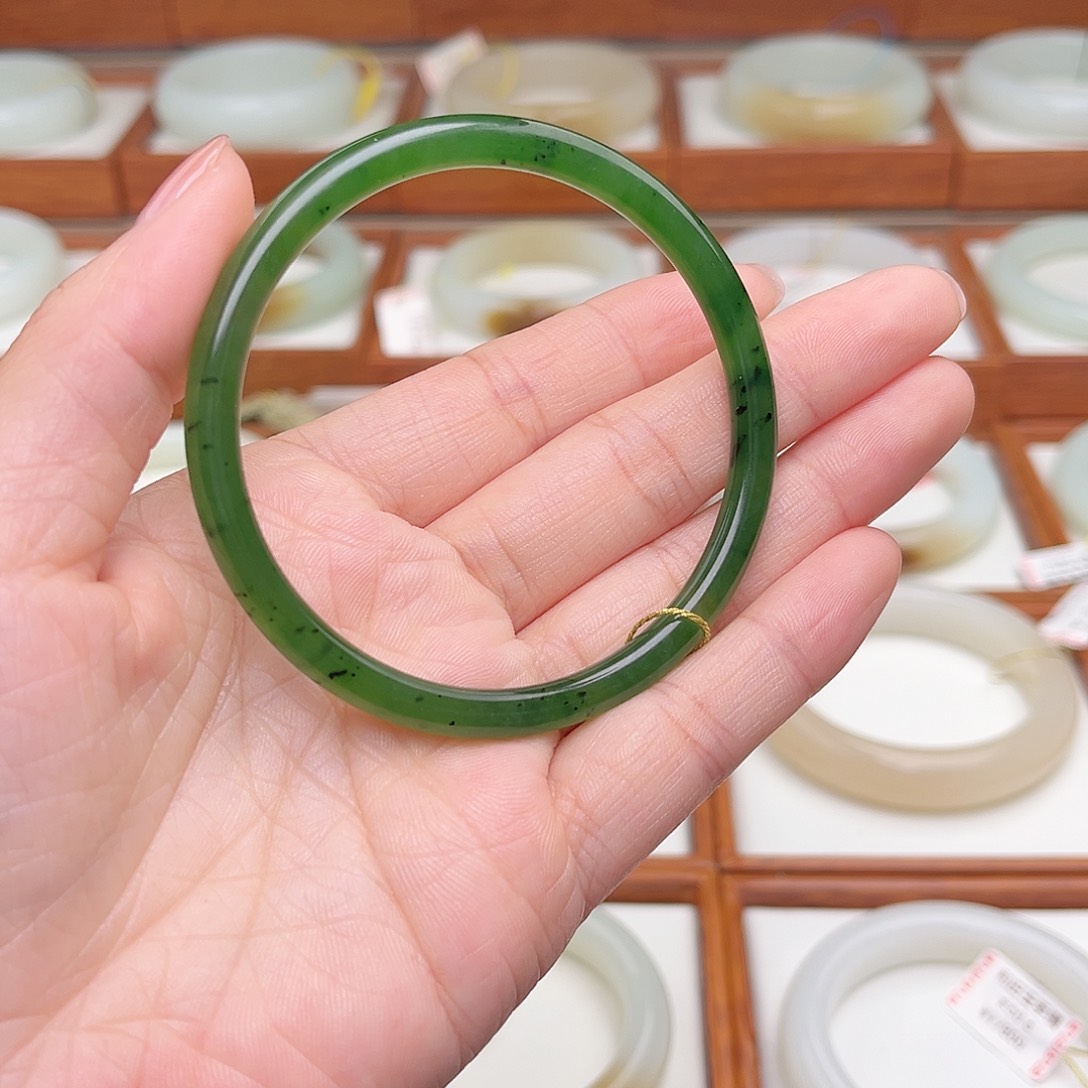 和田玉手镯未镶嵌58.8