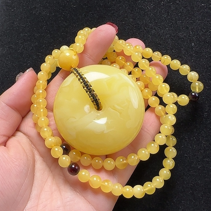 蜜蜡珠宝奇石未镶嵌