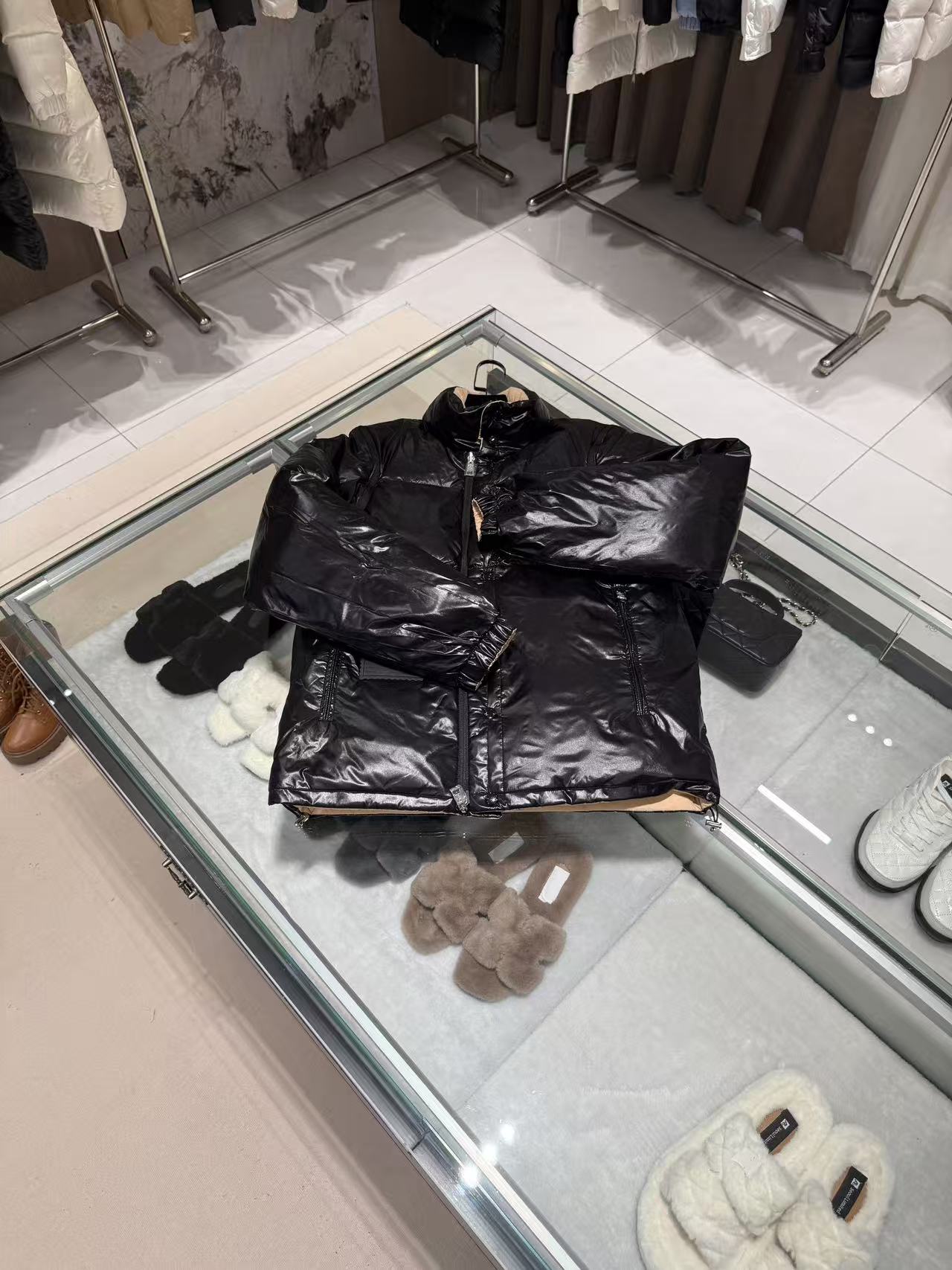25新款 冬季立领男女同款四穿法羽绒服B8859